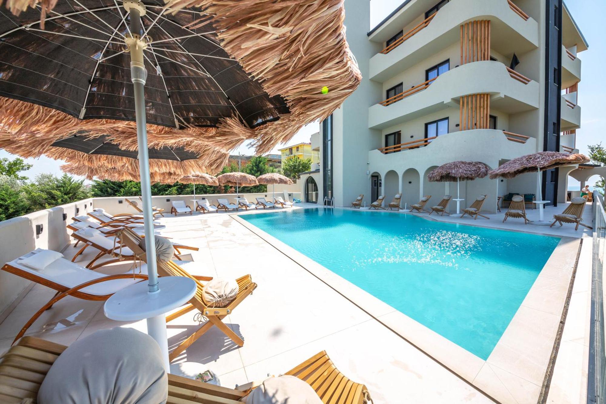 Emara Boutique Hotel Kavaje Exteriör bild