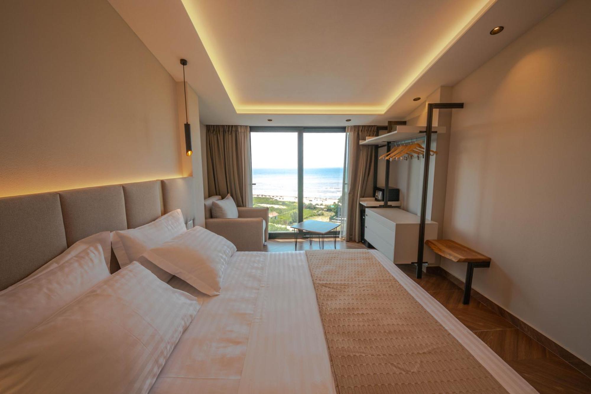 Emara Boutique Hotel Kavaje Exteriör bild
