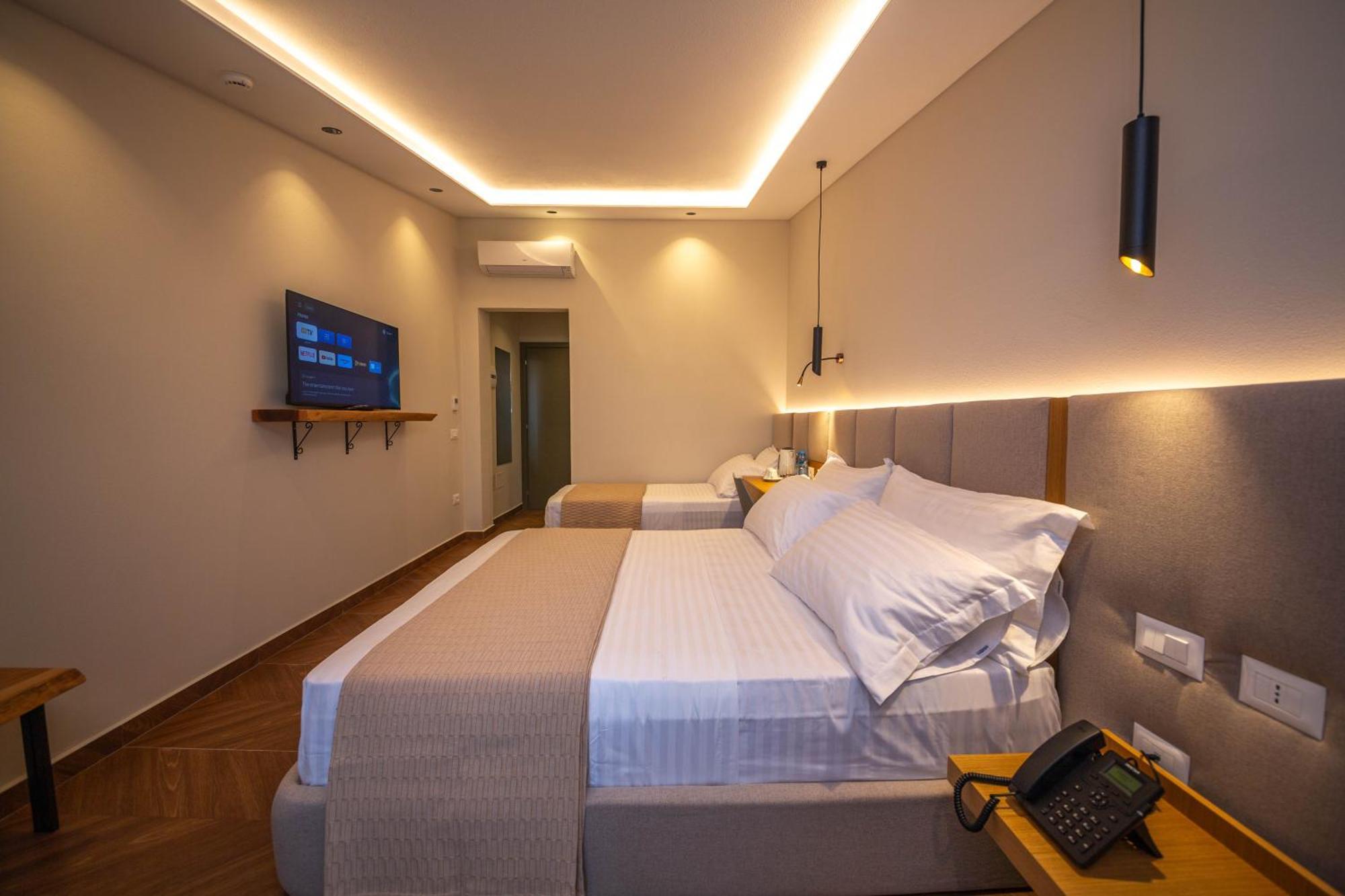 Emara Boutique Hotel Kavaje Rum bild