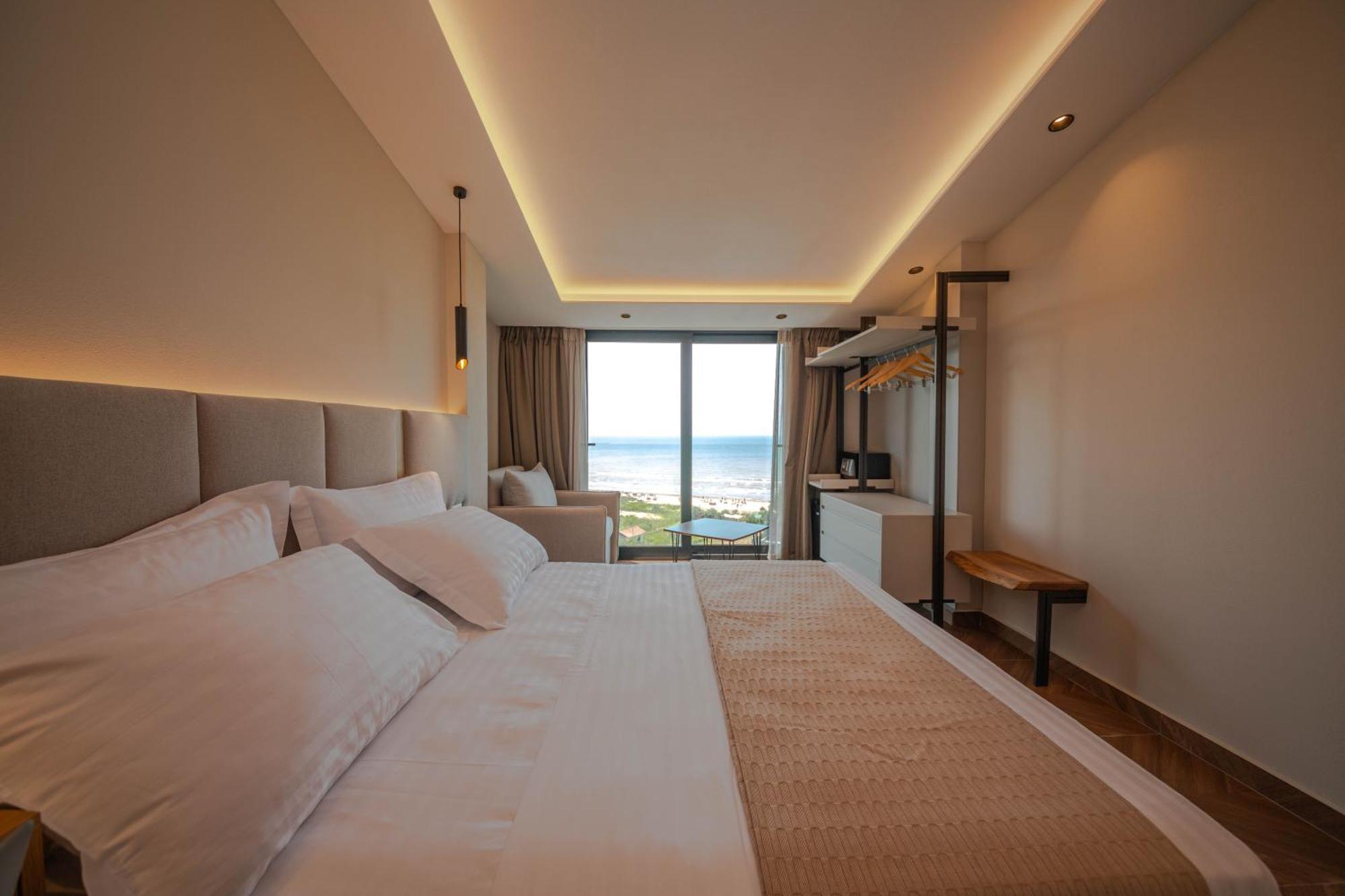 Emara Boutique Hotel Kavaje Exteriör bild