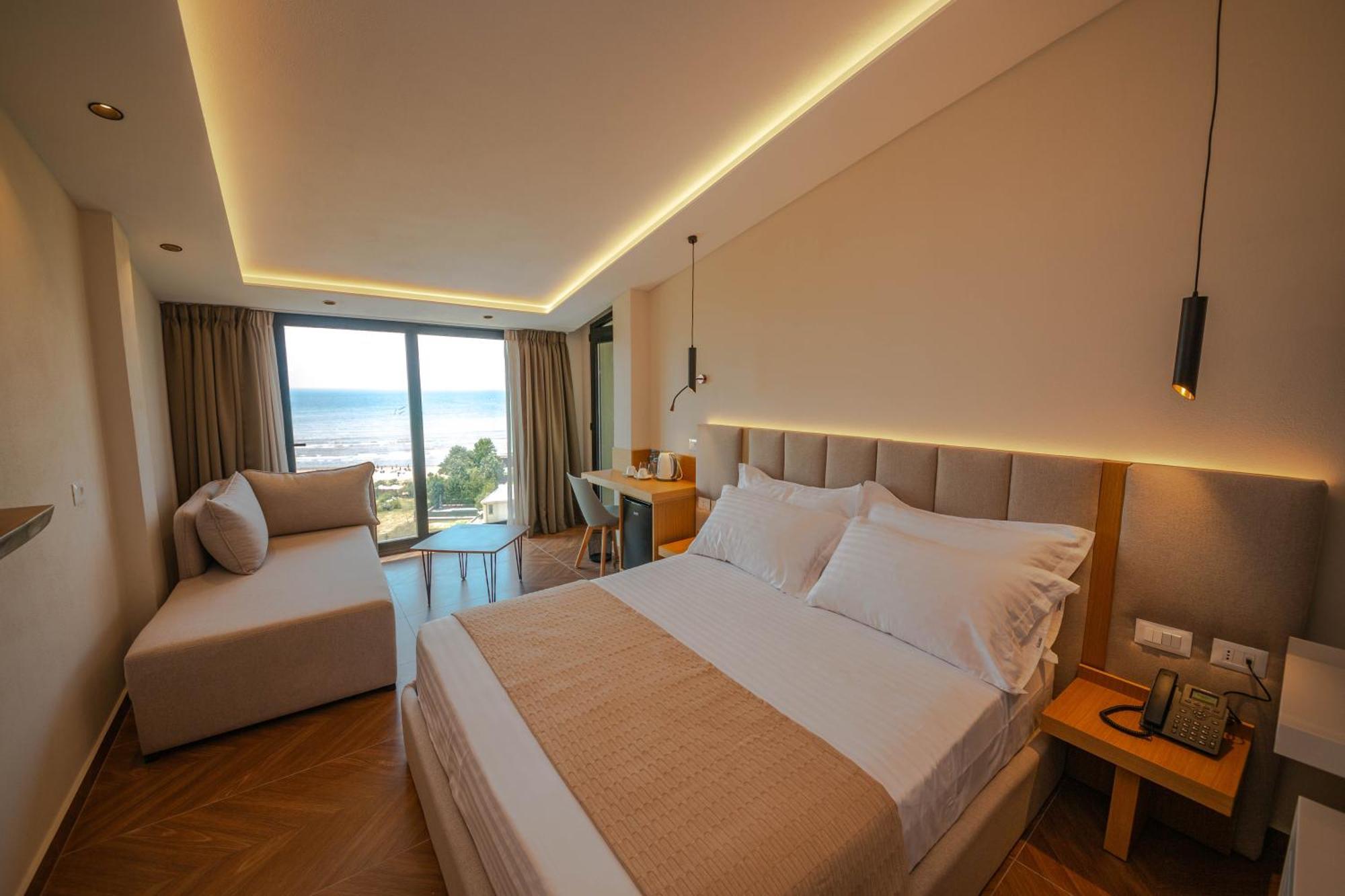 Emara Boutique Hotel Kavaje Exteriör bild