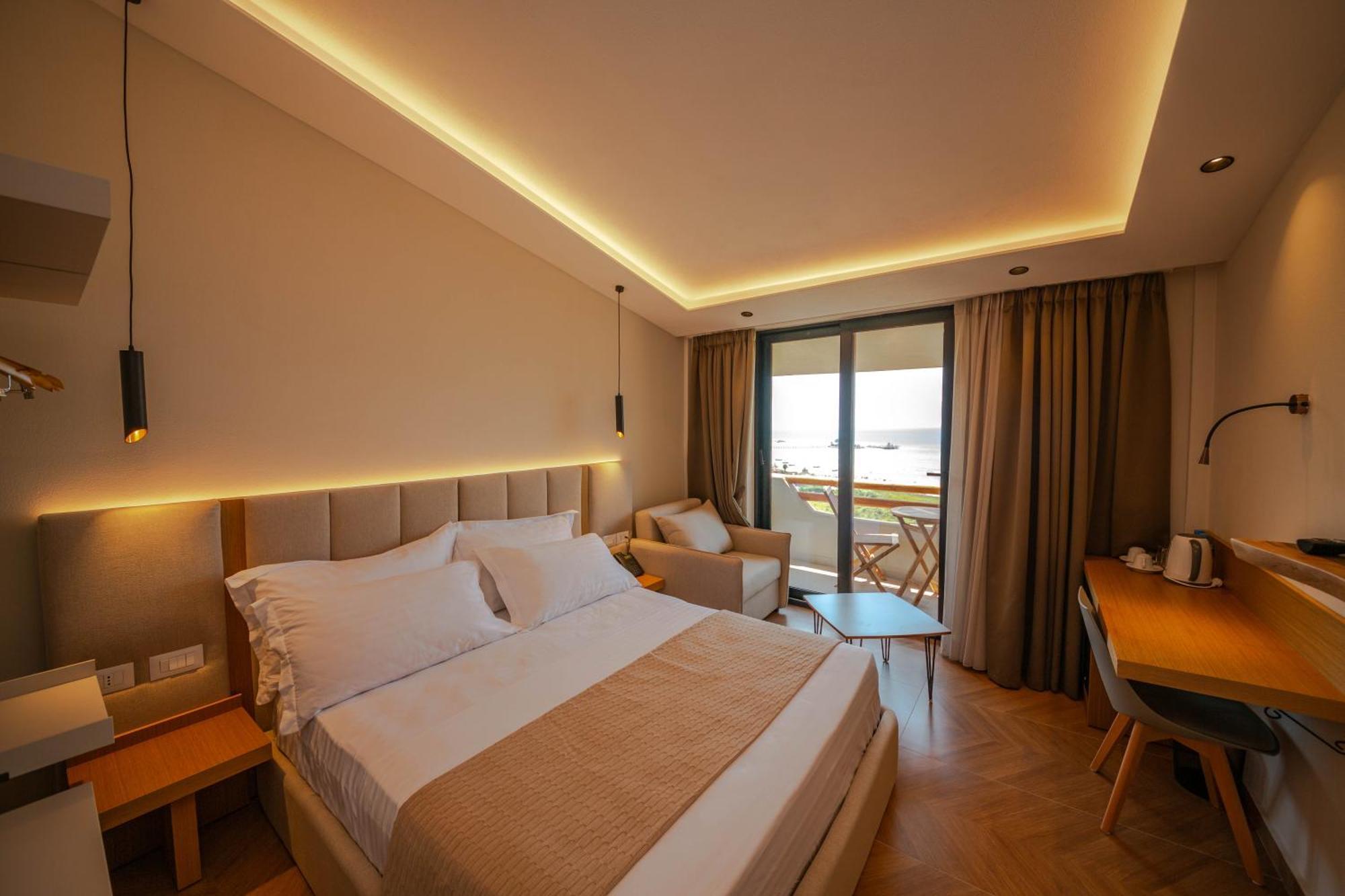 Emara Boutique Hotel Kavaje Exteriör bild