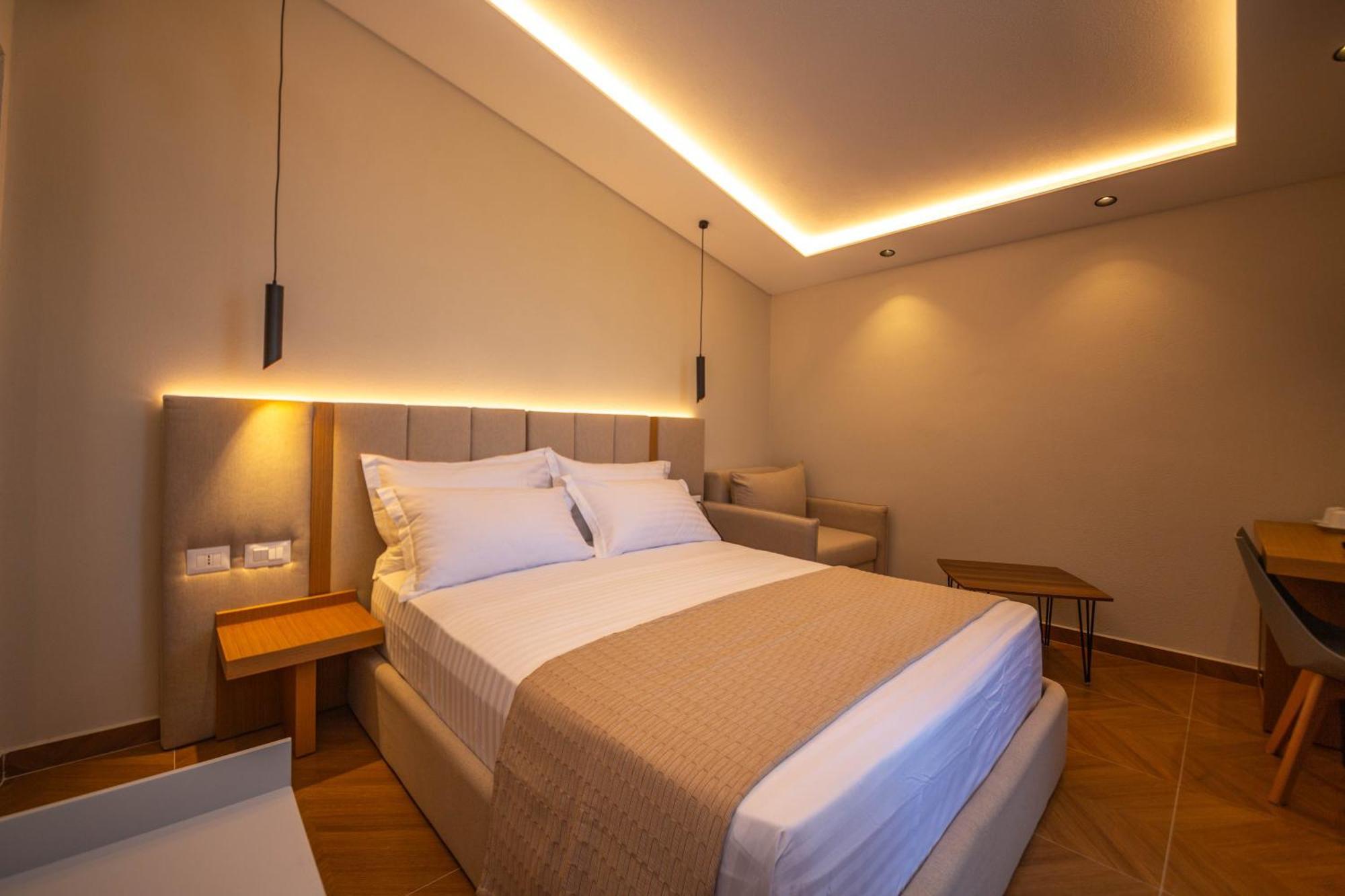 Emara Boutique Hotel Kavaje Exteriör bild