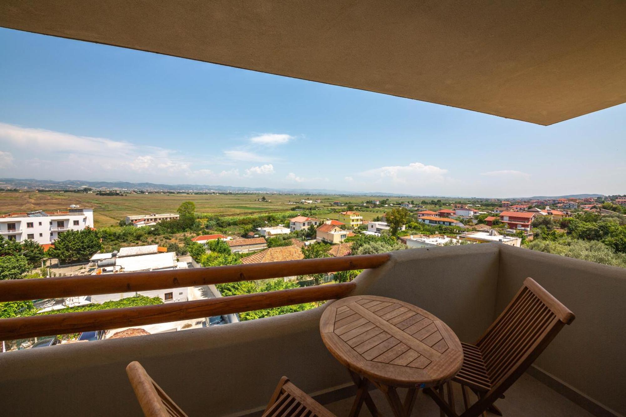 Emara Boutique Hotel Kavaje Exteriör bild