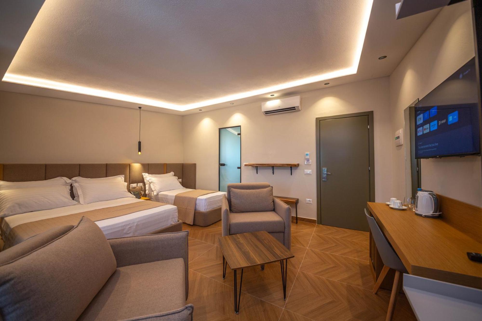 Emara Boutique Hotel Kavaje Exteriör bild